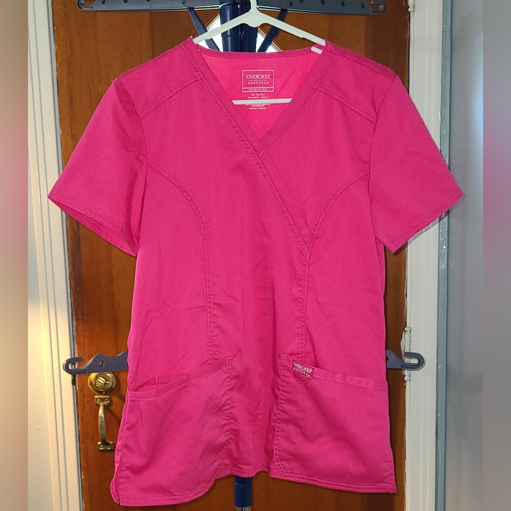 Scrub top